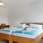Familie Hofer Apartmán *